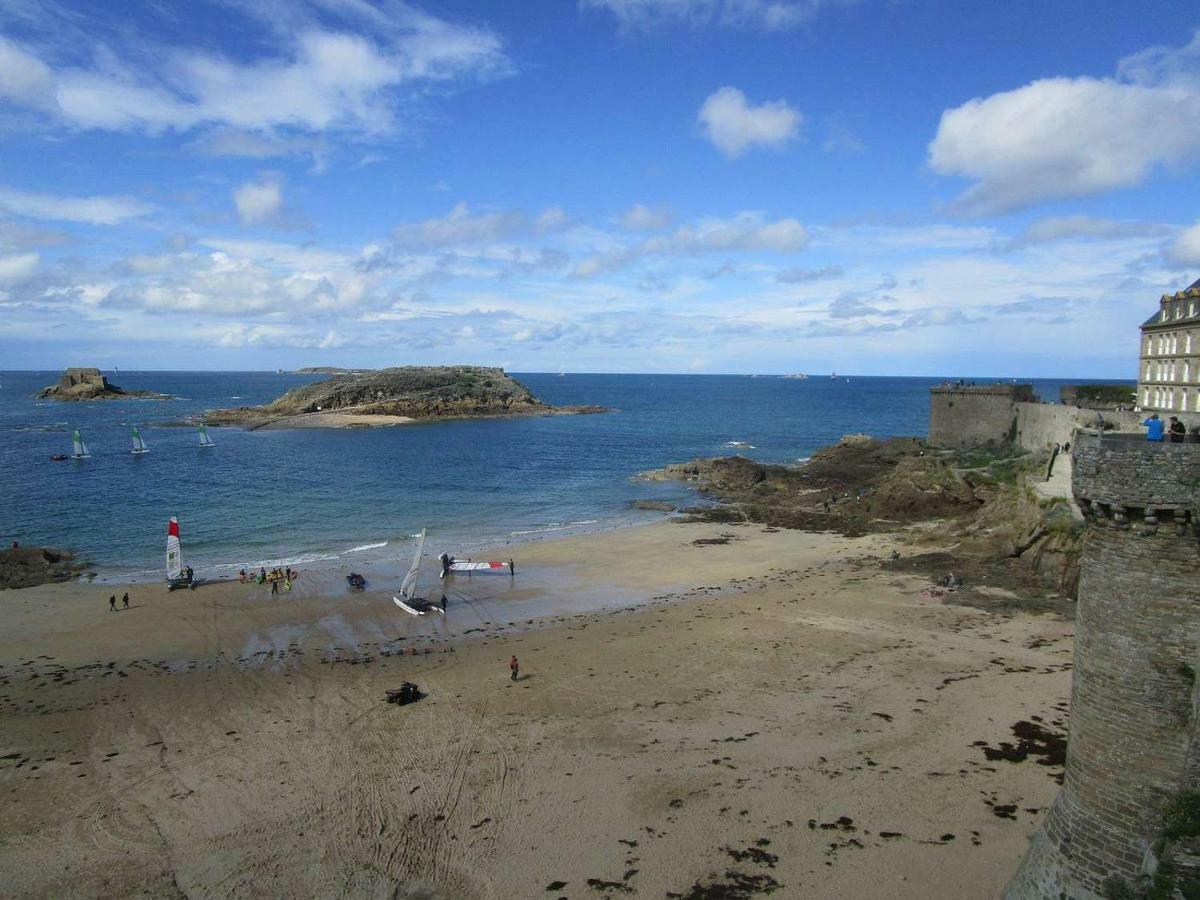 Jacques Melchior Meuble De Tourisme 3 Etoiles Intra Muros Saint-Malo Eksteriør bilde
